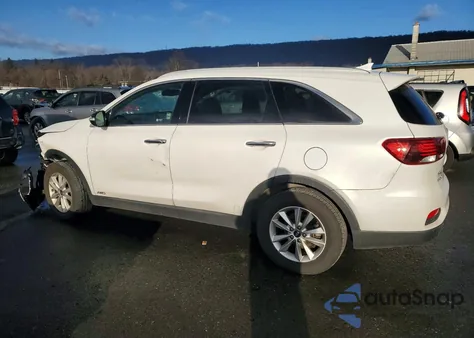 2019 Kia Sorento L z USA, uszkodzony, nr VIN 5XYPGDA30KG435012
